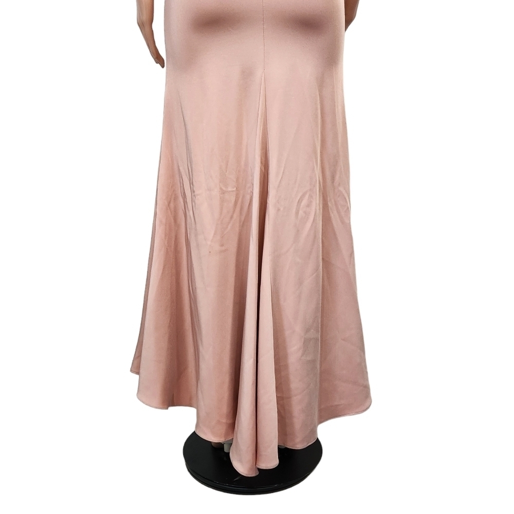 Amelia Couture 366 Beautiful Elegant Long Sleeveless Rose Gold dress Sz 6 - Picture 10 of 13